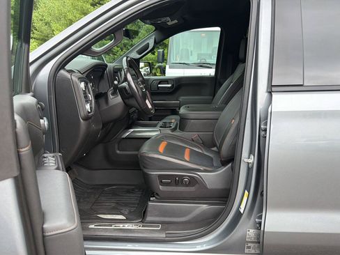 Certified 2021 GMC Sierra 1500 AT4 w/ AT4 Premium Package AWD/4WD image 17