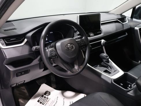 Used 2025 Toyota RAV4 LE image 15