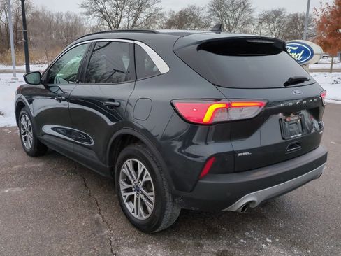 Used 2022 Ford Escape SEL image 6