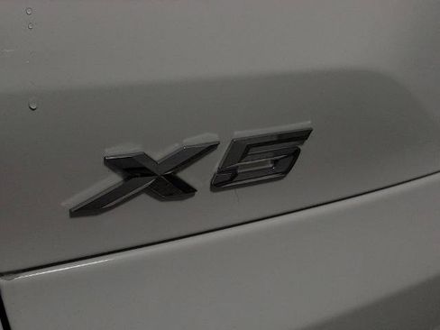 Used 2025 BMW X5 xDrive40i AWD/4WD image 6
