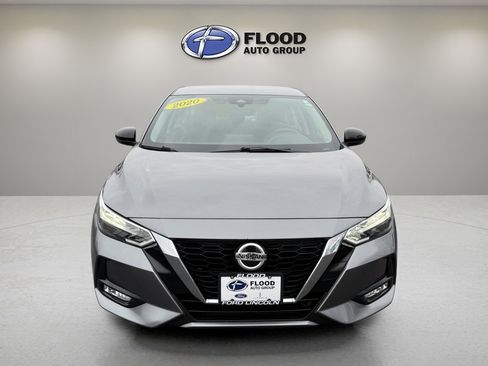 Used 2020 Nissan Sentra SR image 2