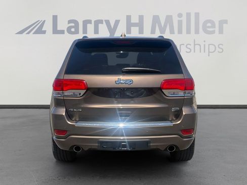 Used 2019 Jeep Grand Cherokee Overland AWD/4WD image 4