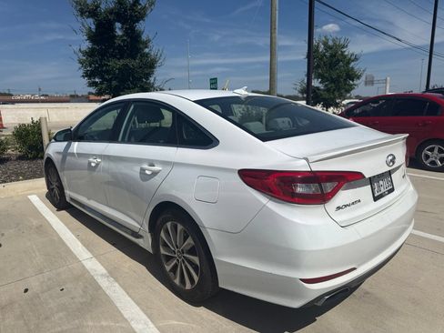 Used 2017 Hyundai Sonata Sport w/ Cargo Package FWD image 6