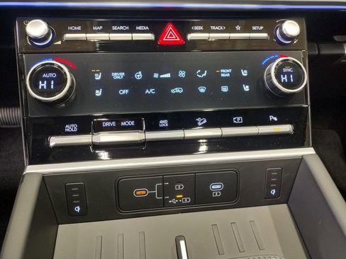 New 2026 Hyundai Santa Fe Limited AWD/4WD image 40