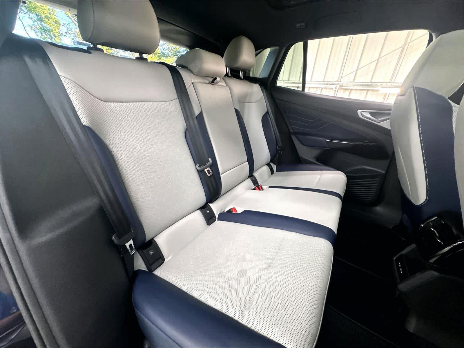 Used 2025 Volkswagen ID.4 Pro S RWD image 29