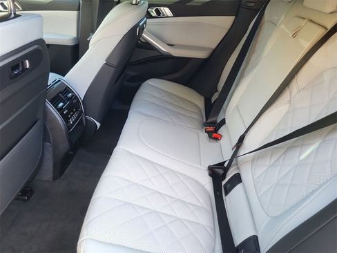 New 2026 BMW X6 xDrive40i image 34