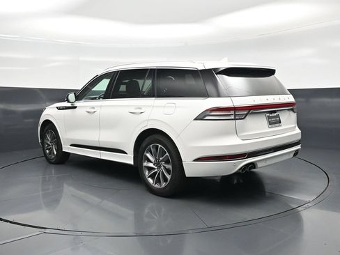 Used 2020 Lincoln Aviator Grand Touring w/ Elements Package Plus AWD/4WD image 6