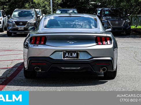 Used 2025 Ford Mustang Premium RWD image 12