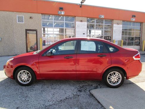 Used 2009 Ford Focus SE image 6