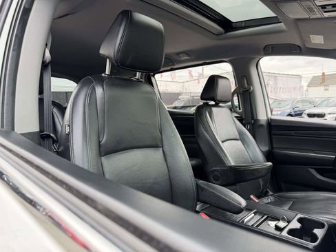 Used 2021 Honda Odyssey EX-L image 11