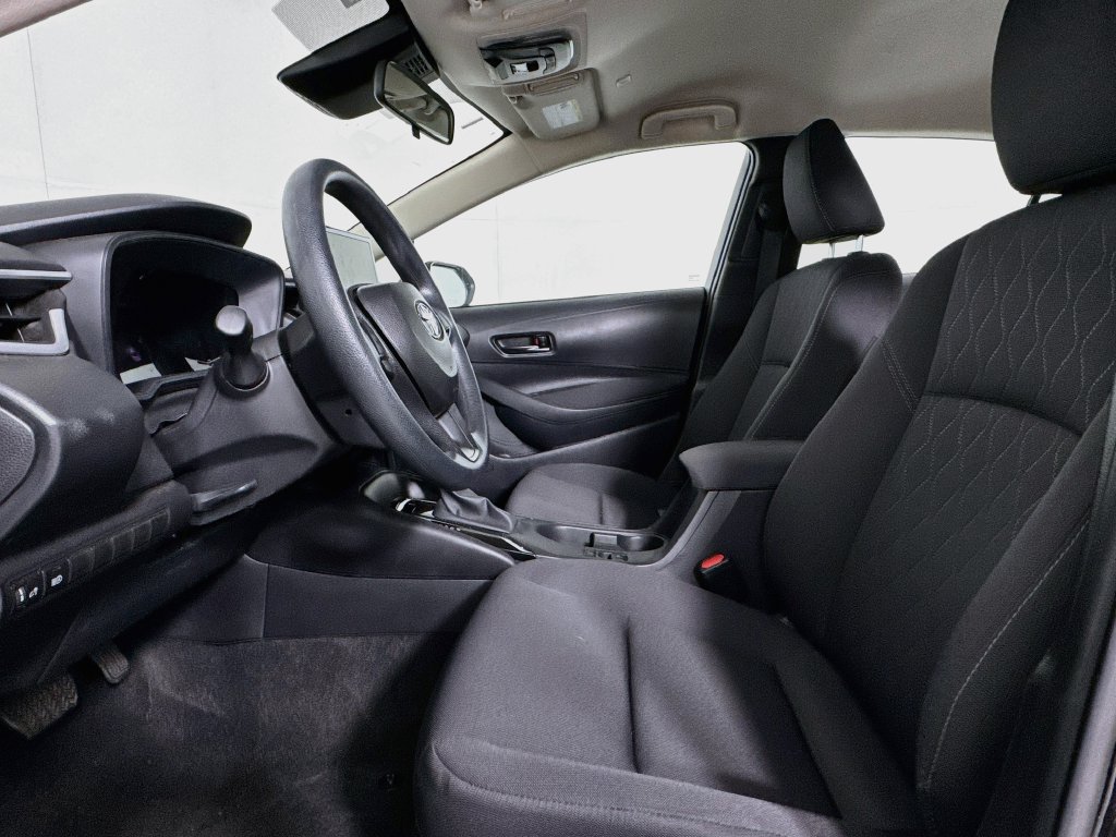 Used 2026 Toyota Corolla LE FWD image 9