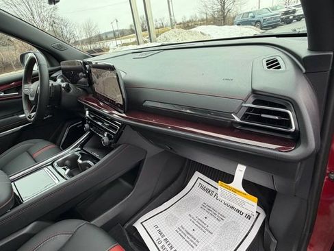 New 2026 Chevrolet Traverse RS w/ LPO, Floor Liner Package image 44