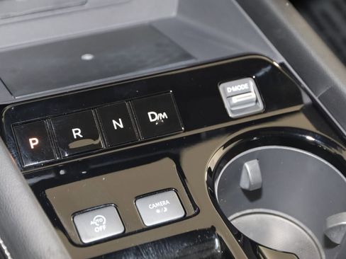 Used 2025 Nissan Murano SL AWD/4WD image 7