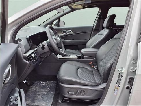 New 2026 Kia Sportage X-Line w/ X-Line Premium Package AWD/4WD image 15