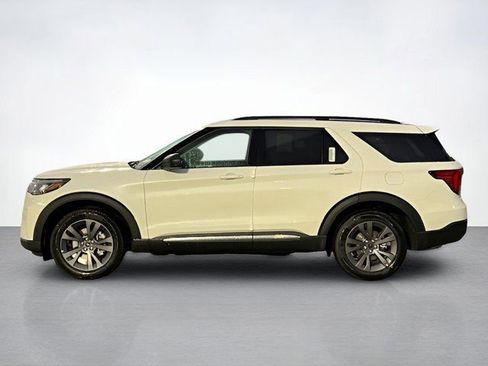 New 2026 Ford Explorer Active w/ Active Comfort Package image 6