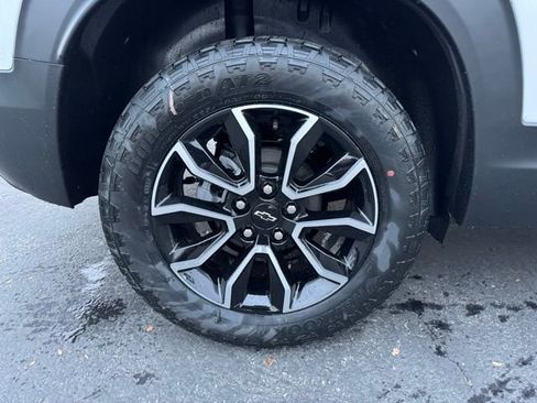 New 2026 Chevrolet TrailBlazer ACTIV w/ Convenience Package image 9