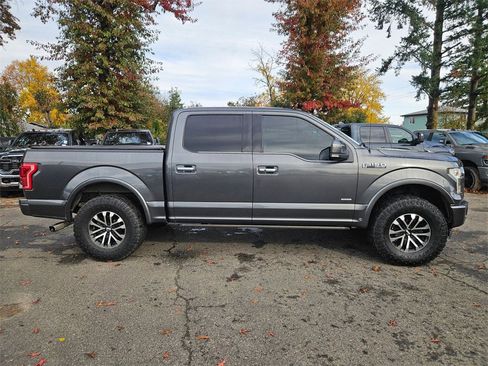 Used 2017 Ford F150 Limited w/ Trailer Tow Package image 8