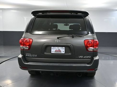 Used 2005 Toyota Sequoia Limited AWD/4WD image 5