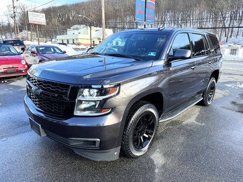 Used 2018 Chevrolet Tahoe LT image 1