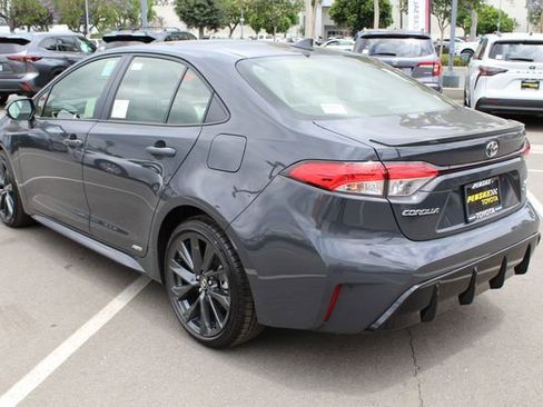 Certified 2026 Toyota Corolla SE AWD/4WD image 7