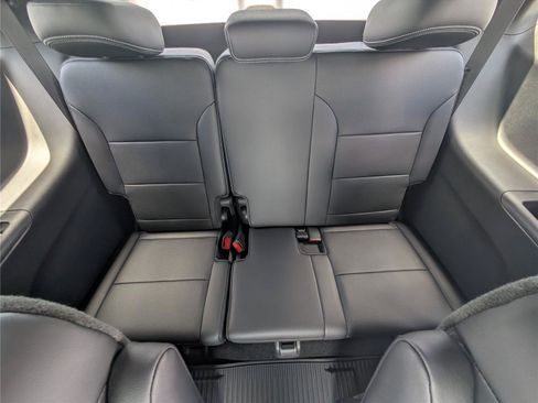 New 2026 Chevrolet Traverse LT w/ Driver Confidence Package FWD image 35
