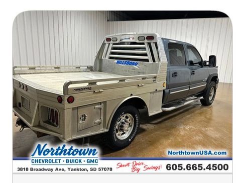 Used 2007 Chevrolet Silverado 2500 LT w/ Heavy-Duty Power Package image 6