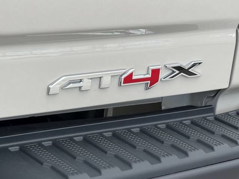 New 2026 GMC Sierra 2500 AT4X w/ AT4X AEV Edition AWD/4WD image 9