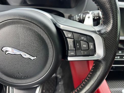Used 2019 Jaguar F-PACE SVR AWD/4WD image 46