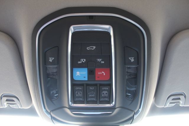 Used 2022 Jeep Wagoneer Series II w/ Premium Group I AWD/4WD image 33