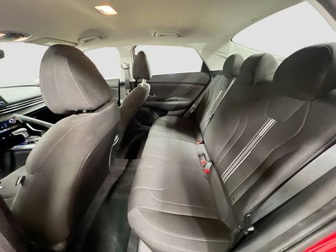 Used 2022 Hyundai Elantra SEL image 22