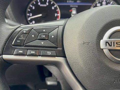 Used 2023 Nissan Sentra SV FWD image 15