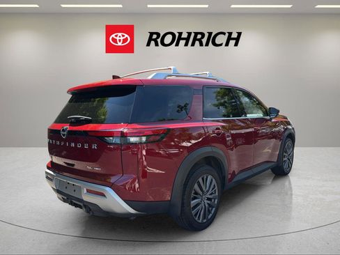 Used 2022 Nissan Pathfinder SL w/ SL Premium Package AWD/4WD image 6