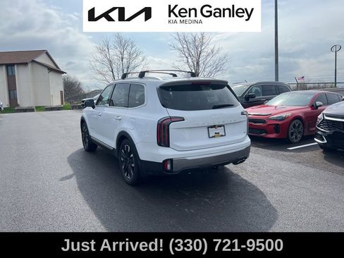 Certified 2024 Kia Telluride SX w/ Towing Package image 7