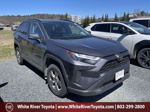 Used 2025 Toyota RAV4 XLE AWD/4WD image 1
