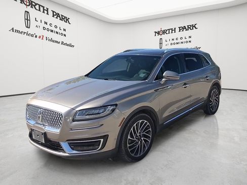 Used 2020 Lincoln Nautilus Reserve FWD image 1