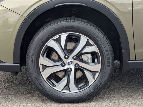 Used 2020 Subaru Outback Limited w/ Popular Package #2 AWD/4WD image 42