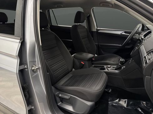 Used 2024 Volkswagen Tiguan S image 28