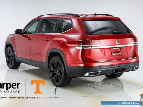 Used 2023 Volkswagen Atlas SE w/ Panoramic Sunroof Package FWD image 7