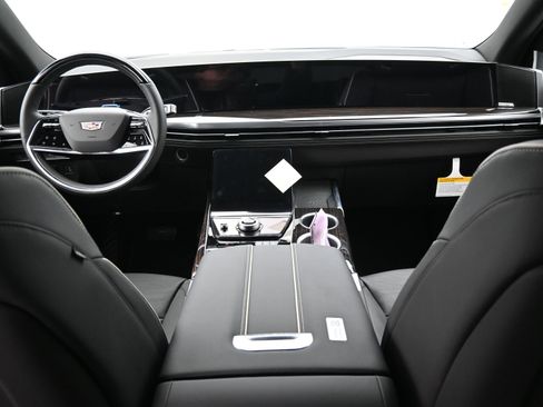 New 2026 Cadillac Escalade ESV Luxury image 9