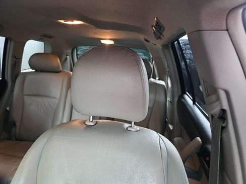 Used 2013 Toyota Highlander 4WD Hybrid image 14