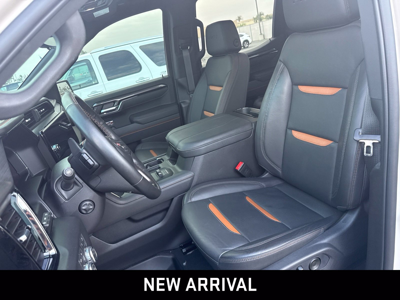 Used 2026 GMC Sierra 1500 AT4 w/ AT4 Premium Package AWD/4WD image 8