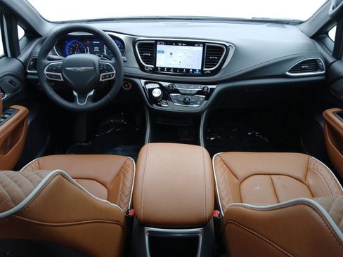 New 2026 Chrysler Pacifica Pinnacle FWD image 20