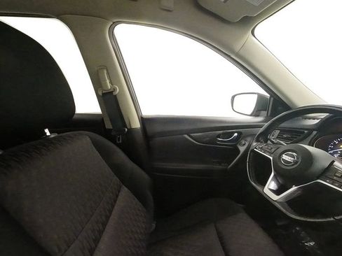 Used 2020 Nissan Rogue SV AWD/4WD image 27