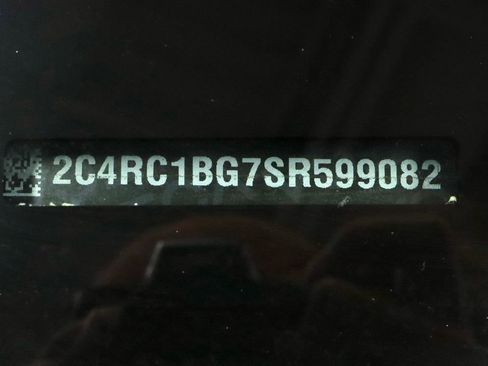 Used 2025 Chrysler Pacifica Select FWD image 31