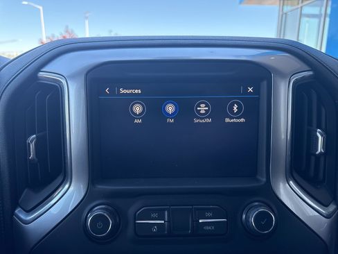 Used 2020 Chevrolet Silverado 1500 LT Trail Boss AWD/4WD image 24