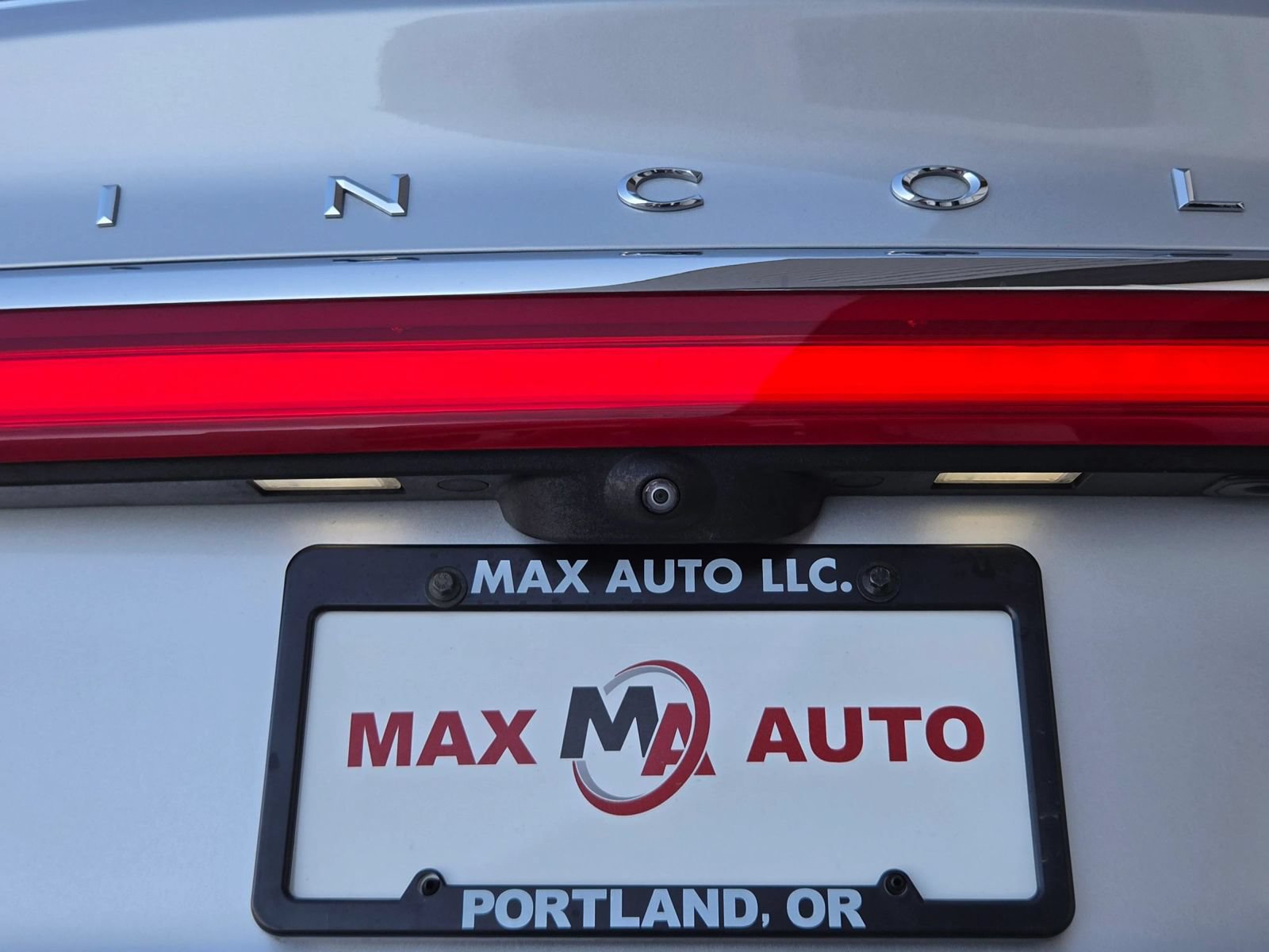 Used 2016 Lincoln MKX Reserve w/ Technology Package FWD image 38