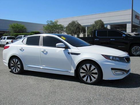 Used 2011 Kia Optima SX w/ Premium Pkg FWD image 2
