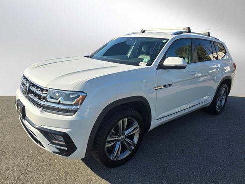 Used 2019 Volkswagen Atlas SE w/ Towing Package image 7