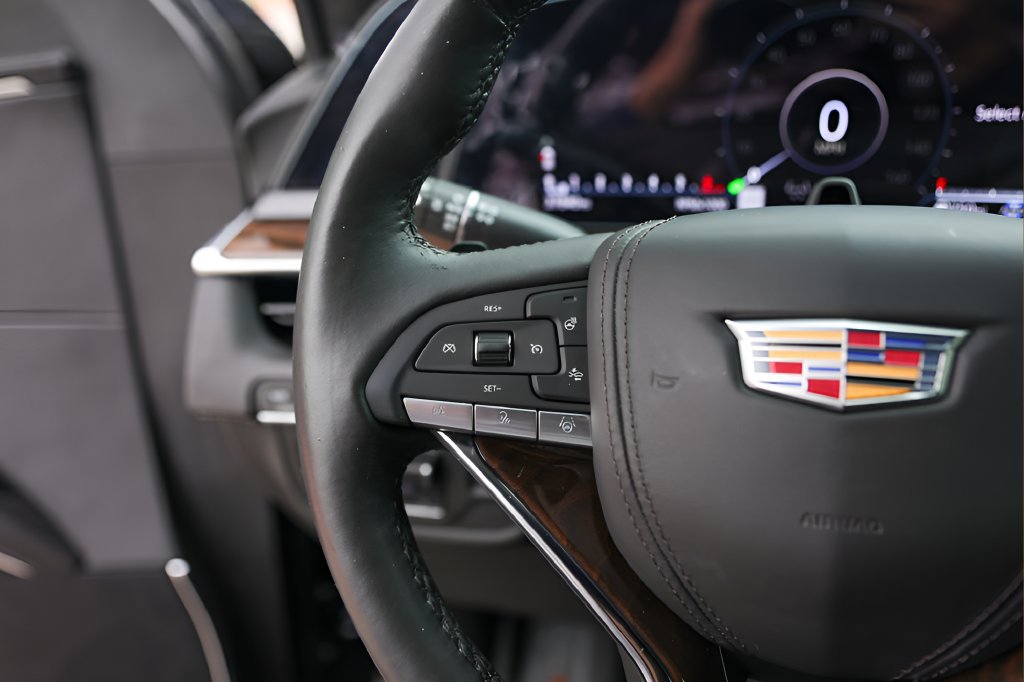 Certified 2024 Cadillac Escalade ESV Sport Platinum w/ LPO, ONYX Package AWD/4WD image 15