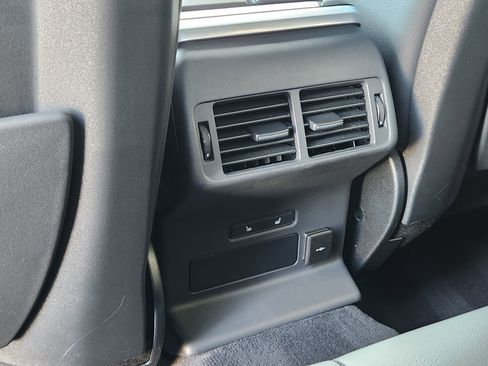 Certified 2023 Land Rover Range Rover Velar R-Dynamic S image 34